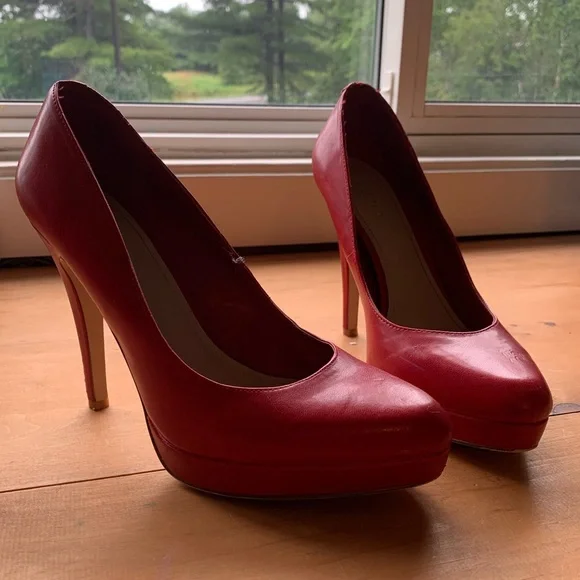 Aldo / Red / Rounded Toe / High Heels - Picture 9 of 10